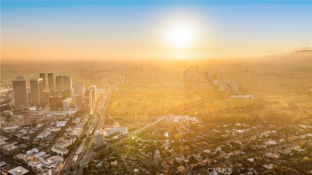 701 Trenton, Beverly Hills, CA 90210