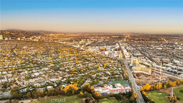 701 Trenton, Beverly Hills, CA 90210