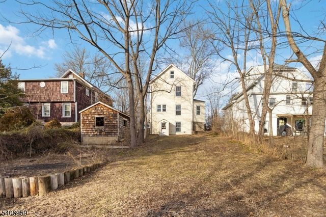 379 Elm St, Long Hill Twp., NJ 07980