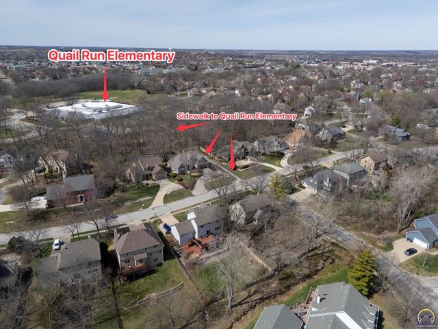 1116 Oak Tree DR, Lawrence, KS 66049