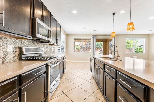 6613 Dome Rock Street, North Las Vegas, NV 89084