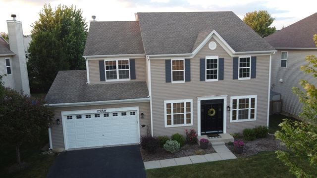 2589 Savanna Drive, Wauconda, IL 60084