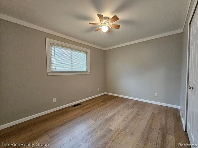 284 S Byfield Street, Westland, MI 48186