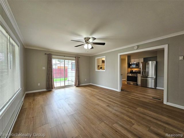 284 S Byfield Street, Westland, MI 48186