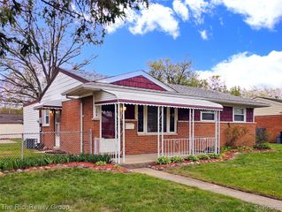 284 S Byfield Street, Westland, MI 48186