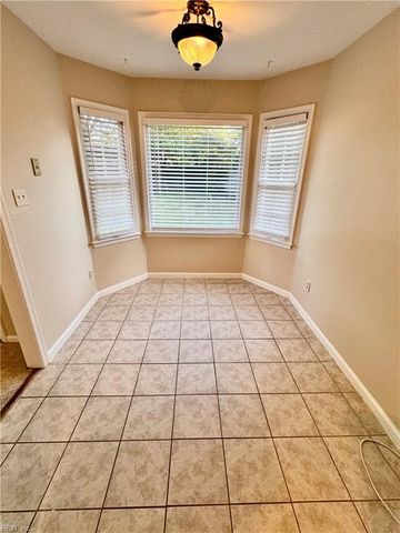 1332 Gravenhurst CIR, Virginia Beach, VA 23464