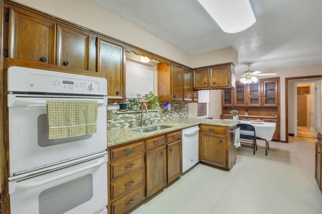 7959 Greenhollow Lane, Dallas, TX 75240
