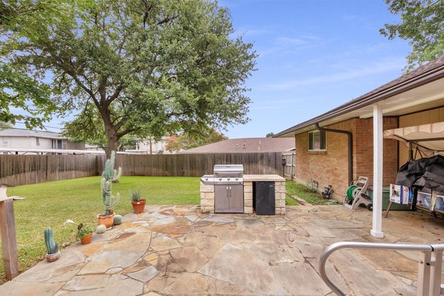 7959 Greenhollow Lane, Dallas, TX 75240