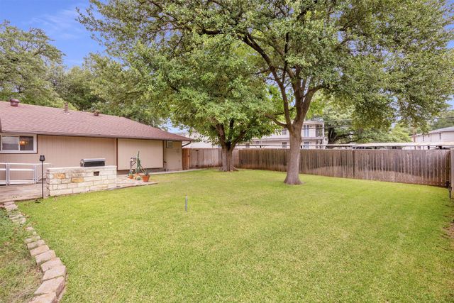 7959 Greenhollow Lane, Dallas, TX 75240