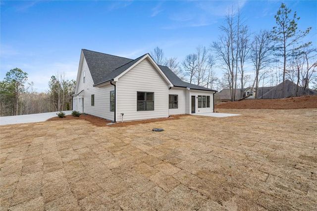 177 West Lake Boulevard, Carrollton, GA 30116