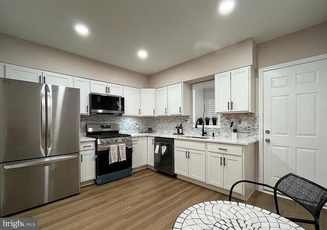2317 E FAYETTE ST E, Baltimore, MD 21224