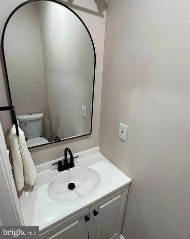 2317 E FAYETTE ST E, Baltimore, MD 21224