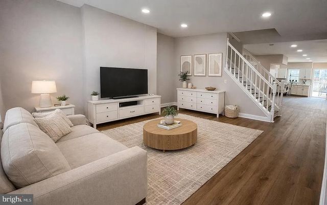 2317 E FAYETTE ST E, Baltimore, MD 21224