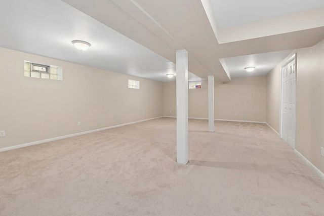 12001 W Lake View Drive, Orland Park, IL 60467