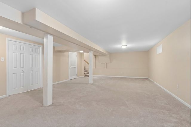 12001 W Lake View Drive, Orland Park, IL 60467
