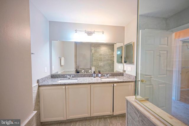 51 VERSAILLES BLVD, Cherry Hill, NJ 08003