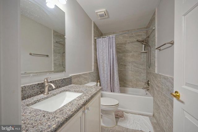 51 VERSAILLES BLVD, Cherry Hill, NJ 08003