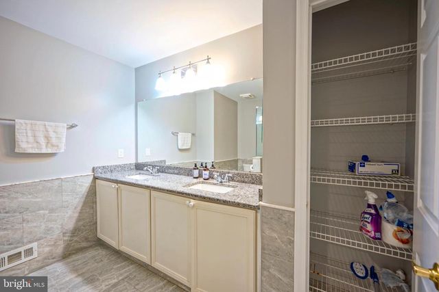 51 VERSAILLES BLVD, Cherry Hill, NJ 08003