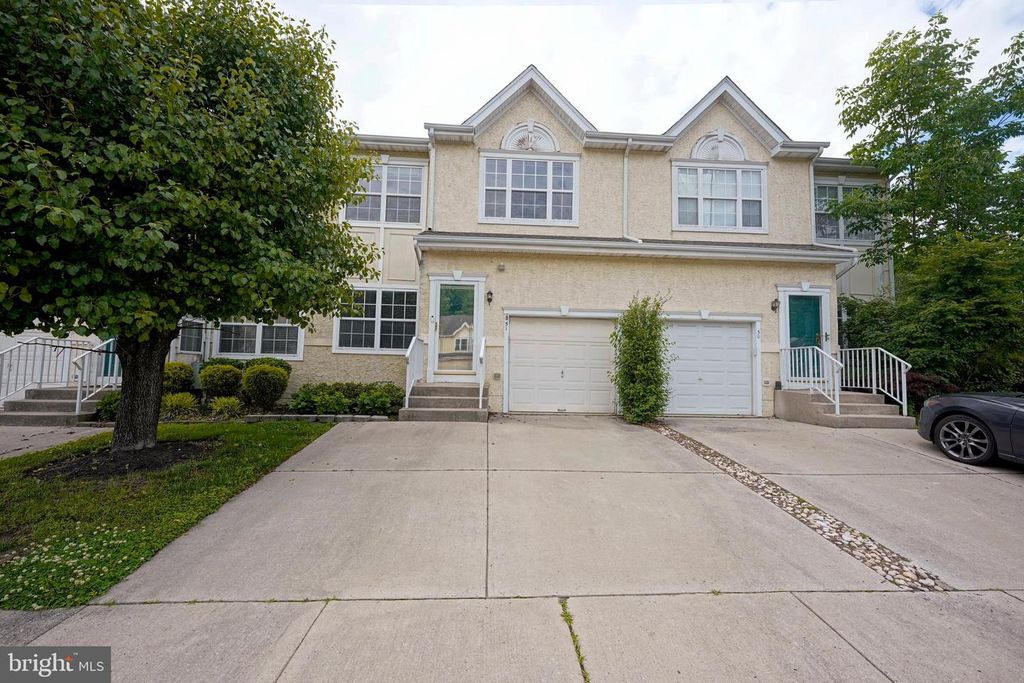 51 VERSAILLES BLVD, Cherry Hill, NJ 08003