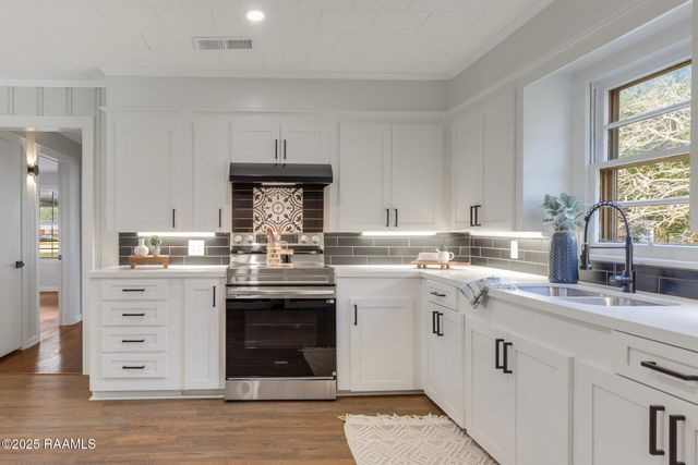 1708 Short Weeks Street, New Iberia, LA 70560