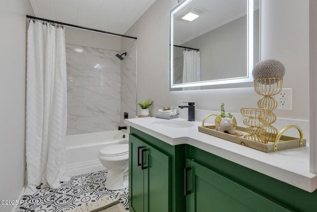 1708 Short Weeks Street, New Iberia, LA 70560