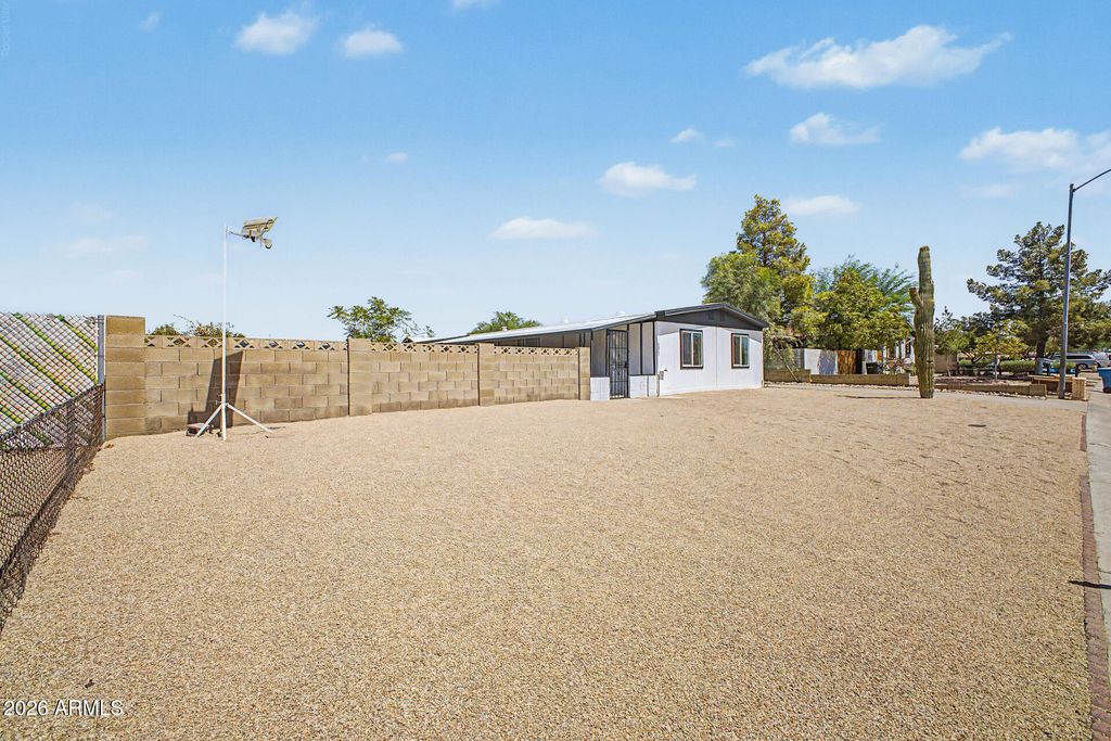 3622 W ABRAHAM Lane, Glendale, AZ 85308 — photo 3