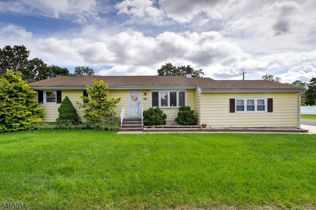 129 Irvington Ave, Franklin Twp., NJ 08873