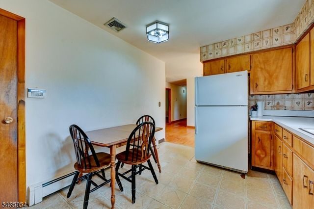 129 Irvington Ave, Franklin Twp., NJ 08873