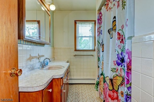 129 Irvington Ave, Franklin Twp., NJ 08873