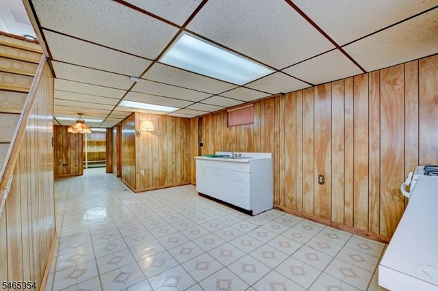 129 Irvington Ave, Franklin Twp., NJ 08873