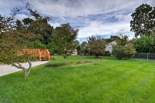 129 Irvington Ave, Franklin Twp., NJ 08873