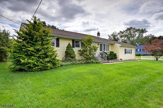 129 Irvington Ave, Franklin Twp., NJ 08873