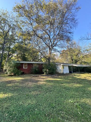 205 Linda Ln, Madison, TN 37115