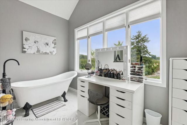 5837 Carlton Street, Haslett, MI 48840