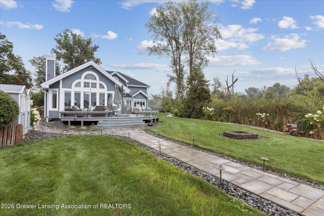 5837 Carlton Street, Haslett, MI 48840