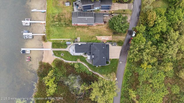 5837 Carlton Street, Haslett, MI 48840