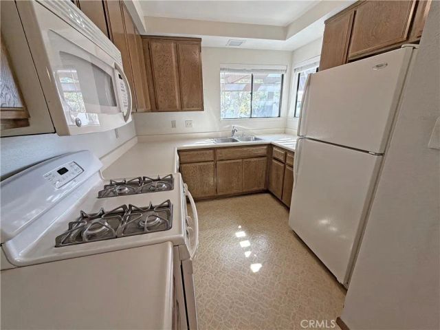 818 Lancaster, Claremont, CA 91711