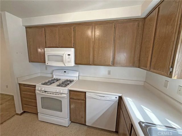 818 Lancaster, Claremont, CA 91711