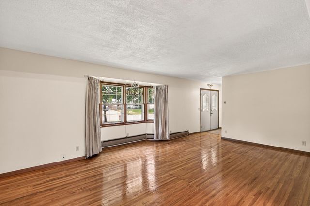 6920 Wentworth Avenue, Richfield, MN 55423