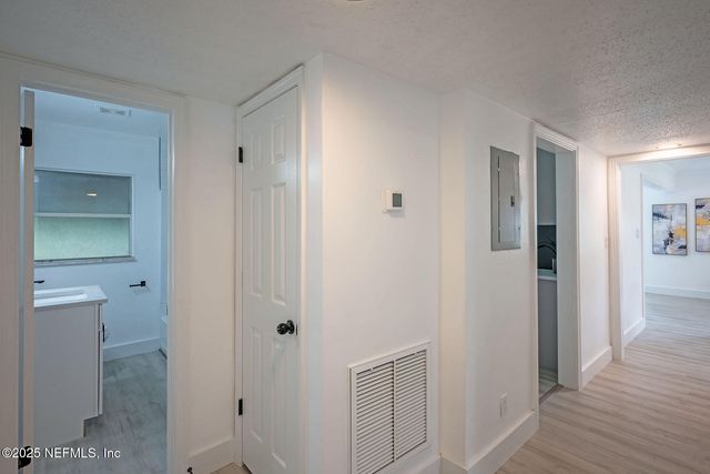 5757 CEDAR PARK Lane, Jacksonville, FL 32210