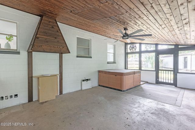 5757 CEDAR PARK Lane, Jacksonville, FL 32210