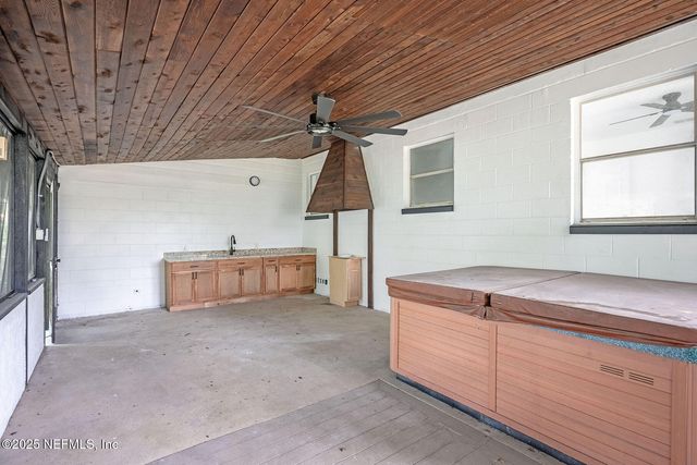 5757 CEDAR PARK Lane, Jacksonville, FL 32210