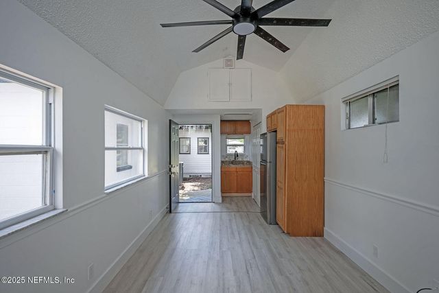 5757 CEDAR PARK Lane, Jacksonville, FL 32210