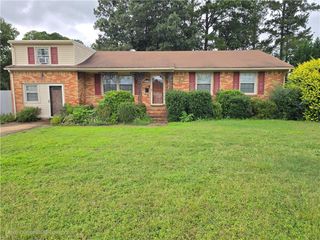 825 Gammon RD, Virginia Beach, VA 23464