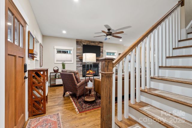 31 Elkmont Drive, Asheville, NC 28804