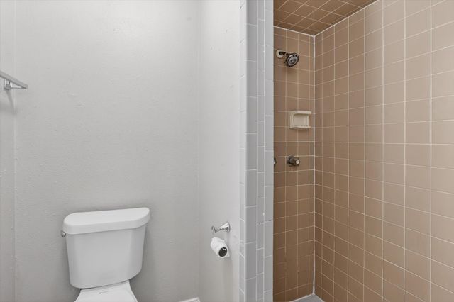 6645 Harrison Way, Watauga, TX 76148