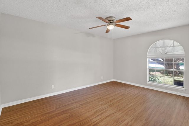 6645 Harrison Way, Watauga, TX 76148