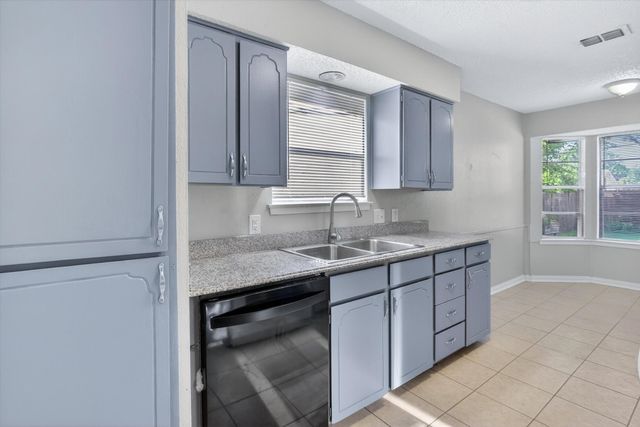 6645 Harrison Way, Watauga, TX 76148