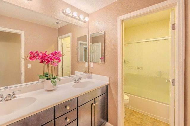 225 Montevina Way, Hayward, CA 94545