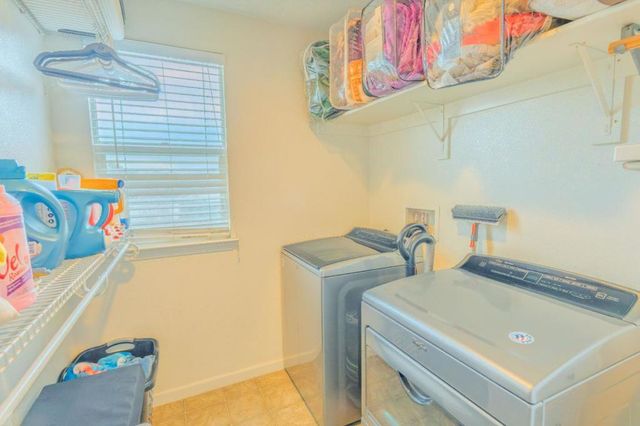 225 Montevina Way, Hayward, CA 94545